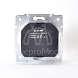 Механизм розетки 1-м СП KARINA 16А с з/к + USB разъем серебро мат. LEZARD 707-4388-181