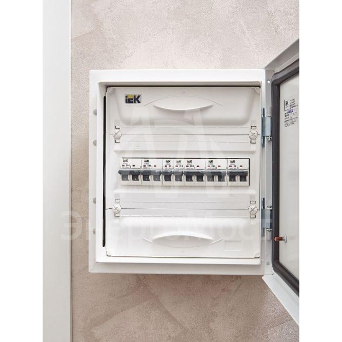 Выключатель автоматический 1п D 10А M06N ARMAT IEK AR-M06N-1-D010