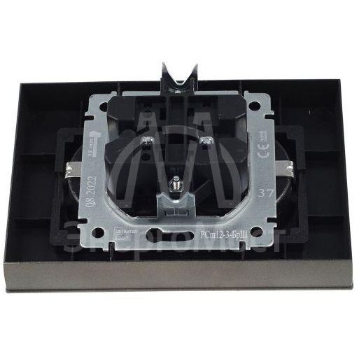 Розетка 2-м СП BRITE РСш12-3-БрШ 16А в сборе с заземл. защ. шторки шампань IEK BR-R24-16-K37-F