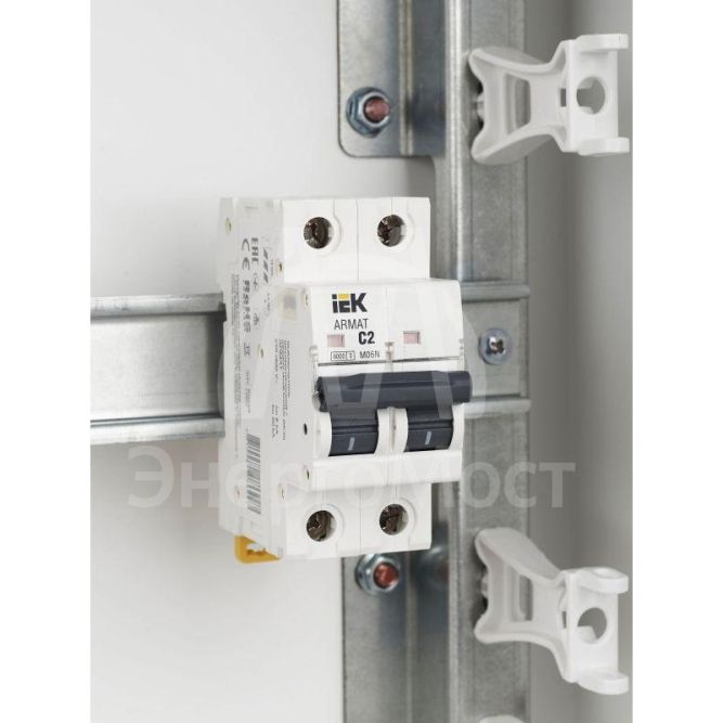 Выключатель автоматический 2п C 2А M06N ARMAT IEK AR-M06N-2-C002