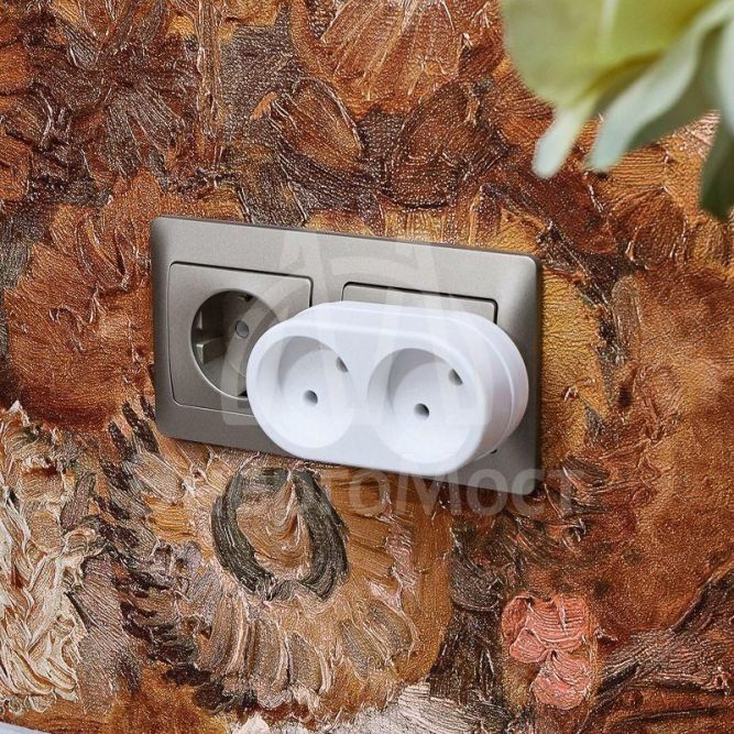 Двойник электрический 6-10А без заземл. бел. Rexant 11-1074