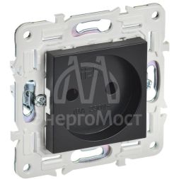 Розетка SKANDY 10А без заземл. без защ. шторок SK-R02Bl черн. IEK SK-R10-10-K02