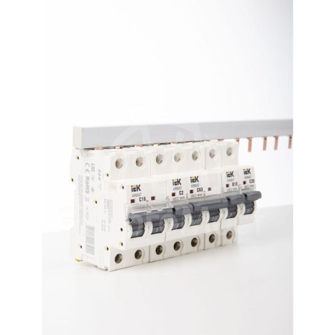 Шина соединительная PIN 2п 63А (дл.1м) IEK YNS21-2-063