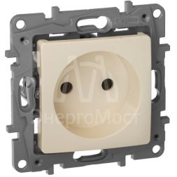 Механизм розетки 1-м СП Etika 2К 16А без заземл. винт. зажимы сл. кость Leg 672320