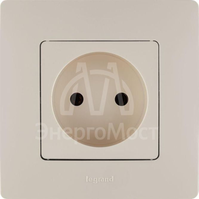 Механизм розетки 1-м СП Etika 2К 16А без заземл. винт. зажимы сл. кость Leg 672320