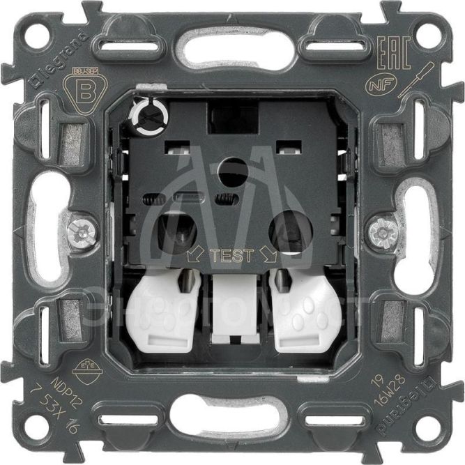 Механизм розетки 1-м СП Valena In&amp;#039;matic 16А IP20 250В 2К защ. шторки безвинт. зажимы Leg 753016