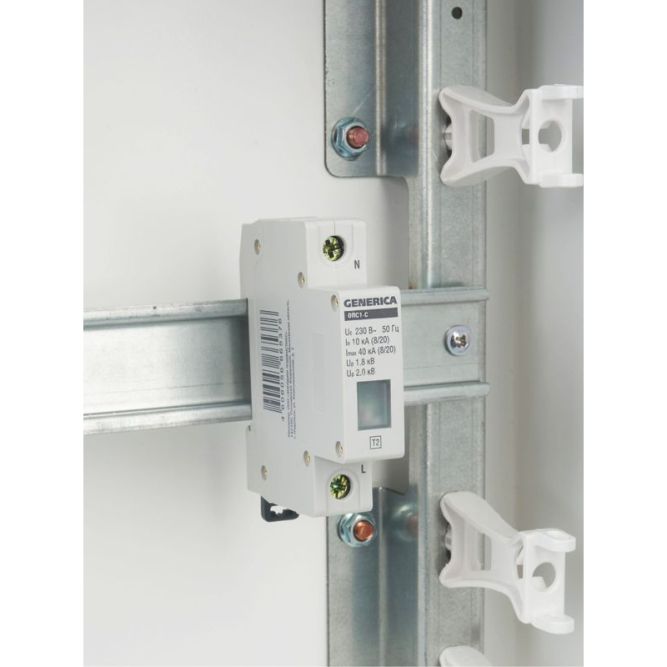 Ограничитель перенапряжения ОПС1-C 1Р 10/40кА 230В GENERICA IEK MOP20-1-C-G