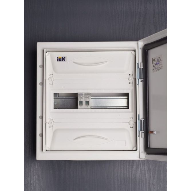 Ограничитель перенапряжения ОПС1-C 1Р 10/40кА 230В GENERICA IEK MOP20-1-C-G