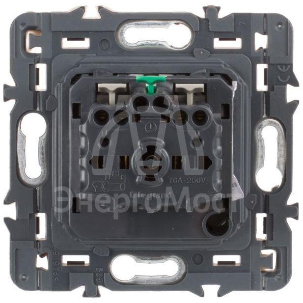 Розетка 1-м 2мод. Celiane 16А IP20 2P+E немецк. стандарт безвинтов. клеммы с плоск. лицев. панелью механизм титан Leg 067167