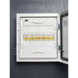 Выключатель автоматический модульный 3п C 40А 4.5кА ВА47-29 IEK MVA20-3-040-C