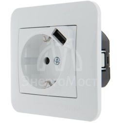 Механизм розетки 1-м СП KARINA 16А с з/к + USB разъем бел. LEZARD 707-0288-181