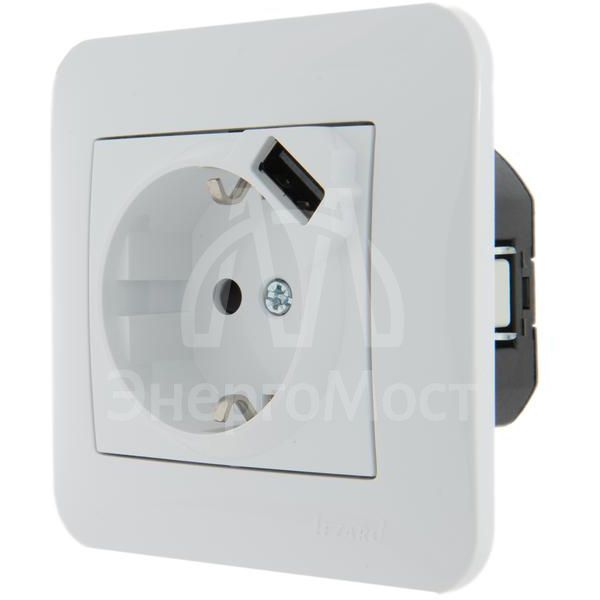 Механизм розетки 1-м СП KARINA 16А с з/к + USB разъем бел. LEZARD 707-0288-181