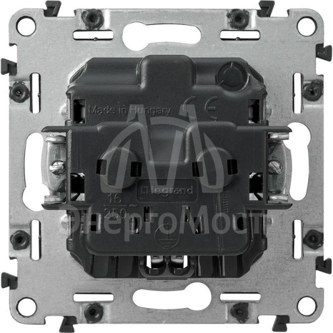 Механизм розетки 1-м СП Valena In&amp;#039;matic 16А IP20 250В 2К+З защ. шторки безвинт. зажимы Leg 753030