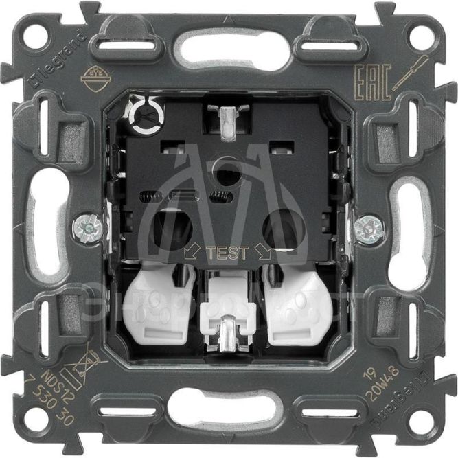 Механизм розетки 1-м СП Valena In&amp;#039;matic 16А IP20 250В 2К+З защ. шторки безвинт. зажимы Leg 753030