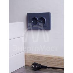 Розетка 2-м СП BRITE РСш12-3-БрМ 16А в сборе с заземл. защ. шторки маренго IEK BR-R24-16-K35-F