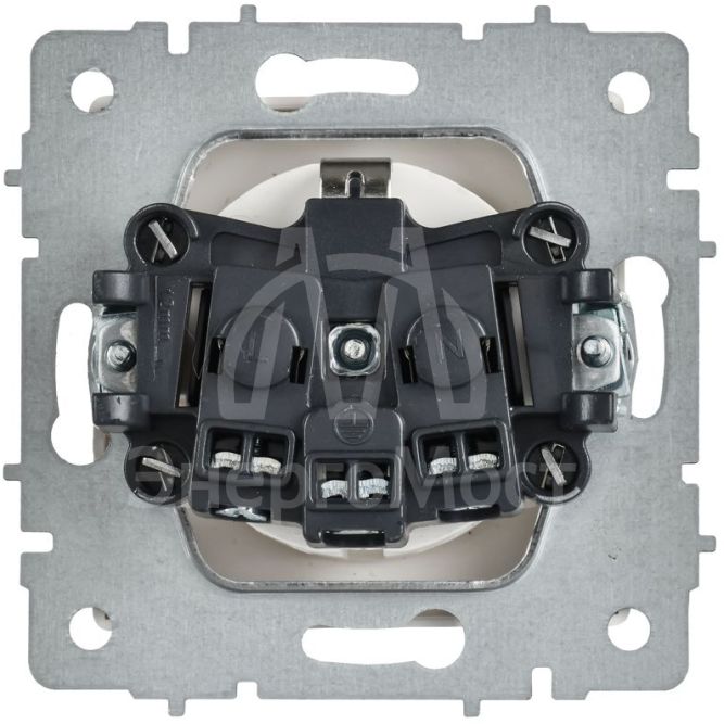 Розетка BRITE РС11-1-0-БрАБ 16А с заземл. без защ. шторок механизм арктич. бел. IEK BR-R11-16-K91