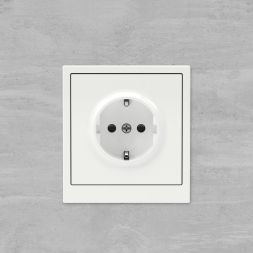 Розетка силовая KANT 2P+E защ. шторки бел. магнолия DKC 7000003