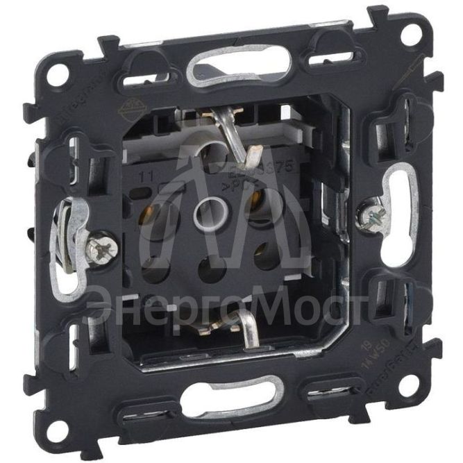 Механизм розетки 1-м СП Valena In&amp;#039;matic 16А IP20 250В 2К+З винт. зажимы Leg 753025