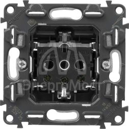 Механизм розетки 1-м СП Valena In&#039;matic 16А IP20 250В 2К+З винт. зажимы Leg 753025