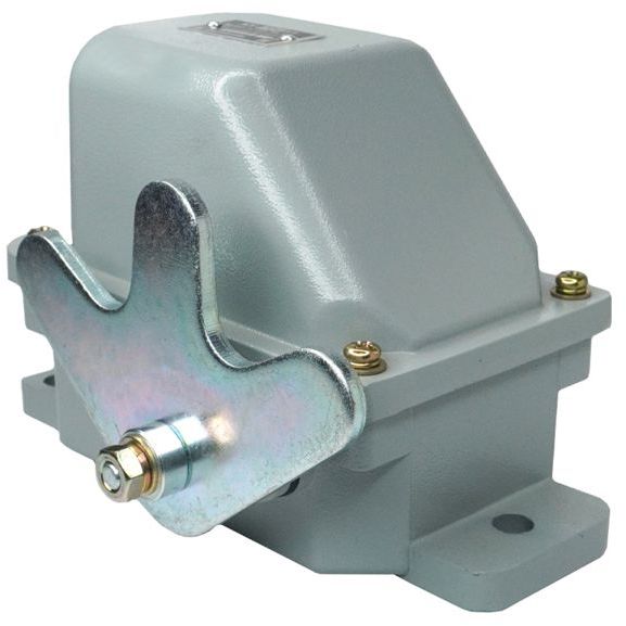 Выключатель концевой КУ-704 У1 W-образ. рычаг 10А IP54 2 эл. цепи Электротехник ET003120