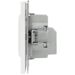 Розетка силовая KANT 2P+E без шторки бел. магнолия DKC 7000033