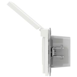 Розетка силовая KANT IP44 2P+E защ. шторки с крышкой бел. магнолия DKC 7000013