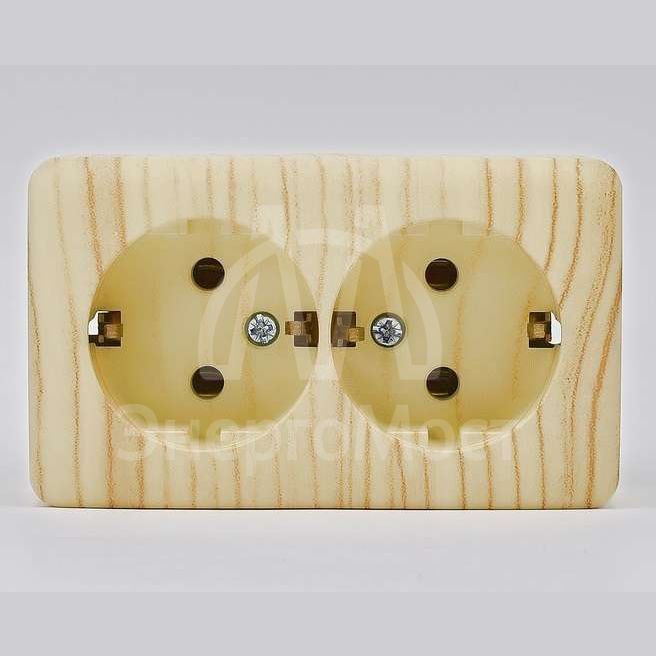 Розетка 2-м ОП VIOLA с заземл. беленый дуб LEZARD 751-5200-127