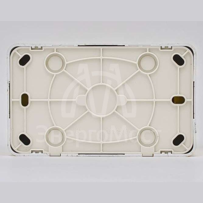 Розетка 2-м ОП VIOLA с заземл. беленый дуб LEZARD 751-5200-127