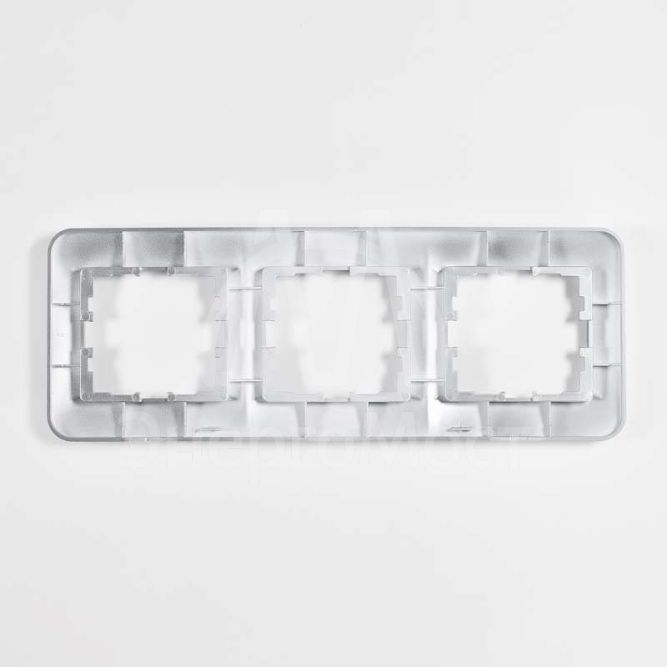 Рамка 3-м KARINA LIFE горизонт. мат. серебр. LEZARD 708-4300-148