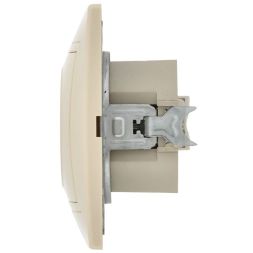 Розетка компьютерная 1-м СП Кварта РК10-ККм IP20 крем. IEK EKK10-K33-DM