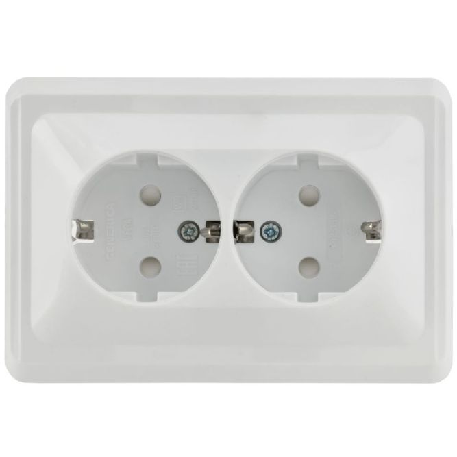 Розетка 2-м СП Вега РСш12-3-ВБ с заземл. контактом и защ. штор 16А бел. IEK ERV24-K01-16-DM