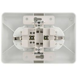 Розетка 2-м СП Вега РСш12-3-ВБ с заземл. контактом и защ. штор 16А бел. IEK ERV24-K01-16-DM