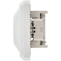 Розетка 2-м СП Вега РСш12-3-ВБ с заземл. контактом и защ. штор 16А бел. IEK ERV24-K01-16-DM