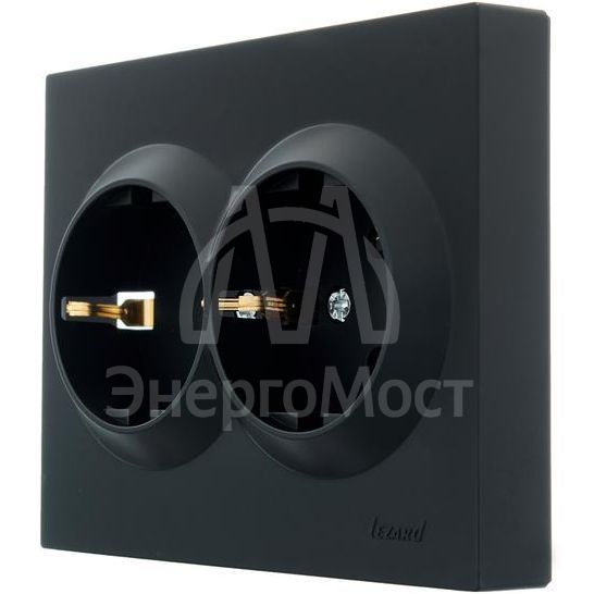 Розетка 2-м СП VESNA с заземл. со шторками ПБТ черн. бархат LEZARD 742-4200-178B