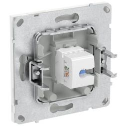 Розетка компьютерная 1-м KANT RJ45 кат.6A без шторки бел. магнолия DKC 7000673