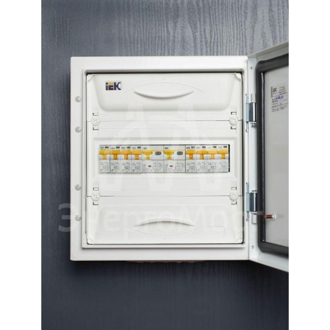 Выключатель автоматический дифференциального тока 2п (1P+N) C 40А 30мА тип A 6кА АВДТ-32 IEK MAD22-5-040-C-30