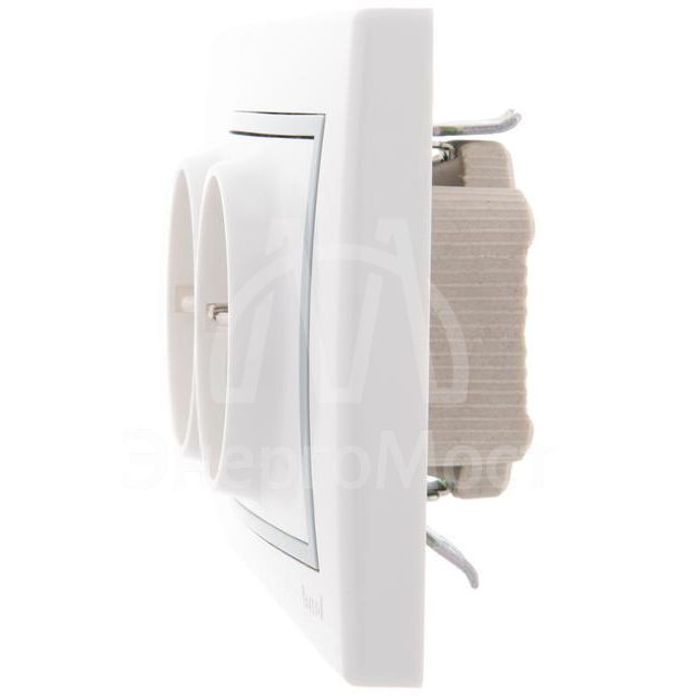 Розетка 2-м СП Мира керам. с заземл. бел./сер. LEZARD 701-0215-127