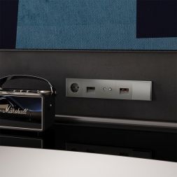 Розетка компьютерная 1-м СП S70 RJ45 кат.6 механизм титан Voltum VLS060106