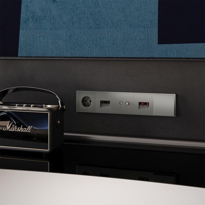 Розетка компьютерная 1-м СП S70 RJ45 кат.6 механизм титан Voltum VLS060106