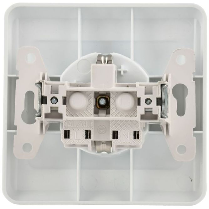 Розетка 1-м СП Вега РС10-3-ВБ с заземл. контактом без защ. штор 16А бел. IEK ERV11-K01-16-DM
