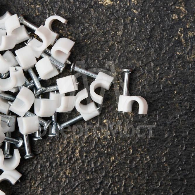 Скоба крепежная круглая d4мм (уп.50шт) Rexant 07-4004