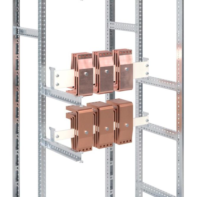 Комплект кронштейнов крепления опорного изолятора 2 кронштейна DKC R5BBSS