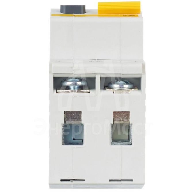 Выключатель автоматический дифференциального тока 2п (1P+N) C 6А 30мА тип A 6кА АВДТ-32 IEK MAD22-5-006-C-30