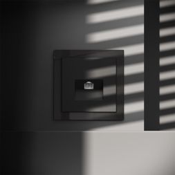 Розетка компьютерная 1-м СП S70 RJ45 кат.6 механизм черн. матов. Voltum VLS060108