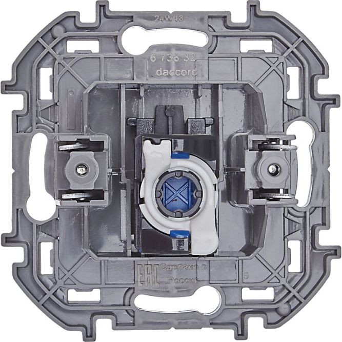 Розетка информационная RJ45 Inspiria CAT.6 UTP алюм. Leg 673832