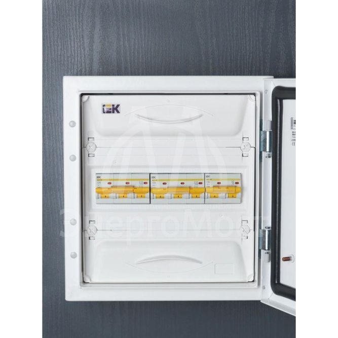 Выключатель автоматический модульный 3п C 25А 10кА ВА47-100 IEK MVA40-3-025-C