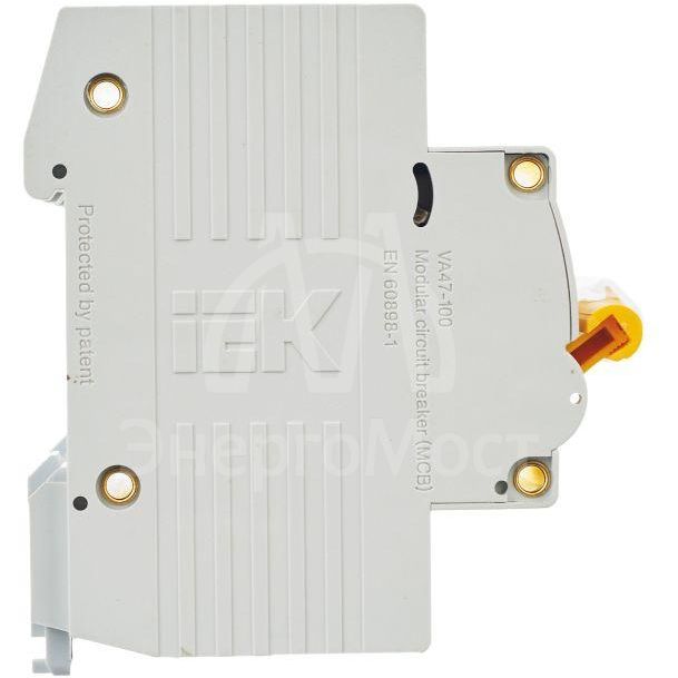 Выключатель автоматический модульный 3п C 25А 10кА ВА47-100 IEK MVA40-3-025-C