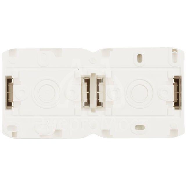 Розетка 2-м ОП Quteo 16А с защ. крышкой защ. шторки с заземл. IP44 бел. Leg 782323