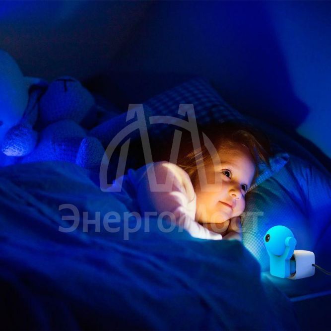 Светильник розеточный с фиксированной проекцией и датчиком освещ. 0.5Вт син. 1/100 Gauss DIY0033