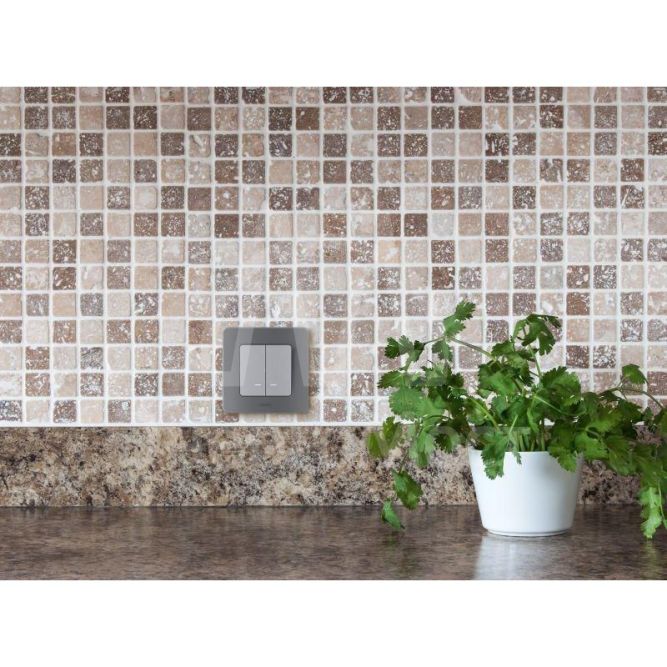 Выключатель 2-кл. Inspiria 250В 10AX с подсветкой / индикацией алюм. Leg 673632